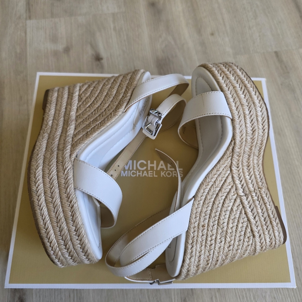 Michael Kors Leighton Wedge Leather Sandals Women's Size 5M Optic White - Picture 3 of 6